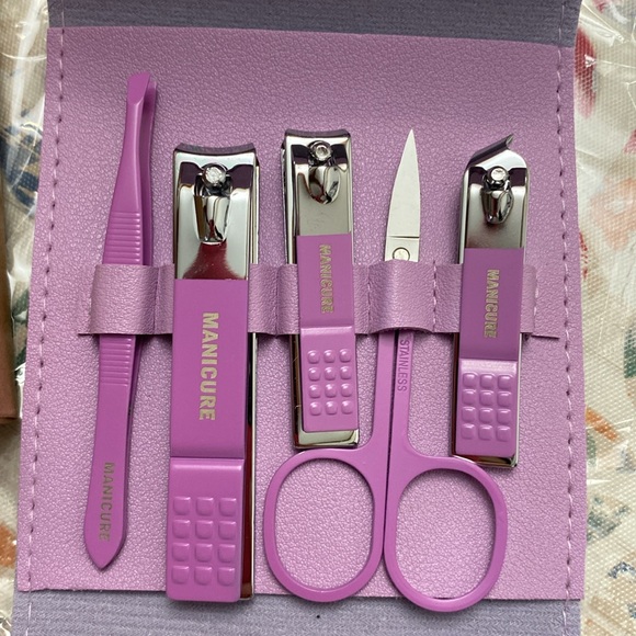 Manicure set in lilac New - Picture 1 of 7